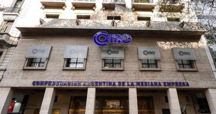 Pymes reclaman alivio fiscal y piden frenar embargos de ARCA
